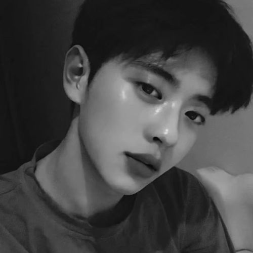 帅气黑白照片_帅哥头像图片_扣扣居