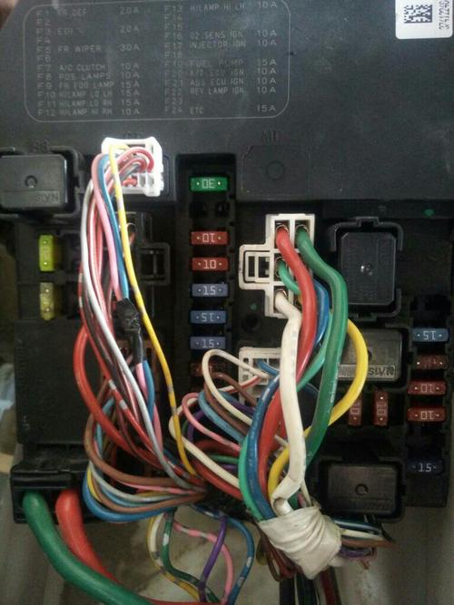 日产轩逸那个是ac继电器