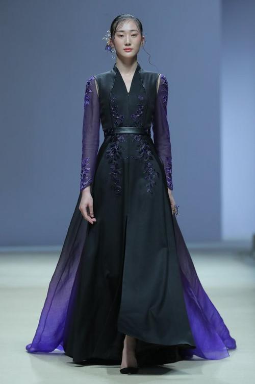 盖娅传说 中国 北京 走秀(runway) 2017/18秋冬 女装