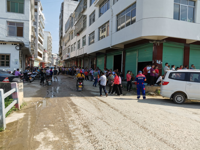 我为群众办实事赣县区沙地镇中心卫生院疫苗接种零距离