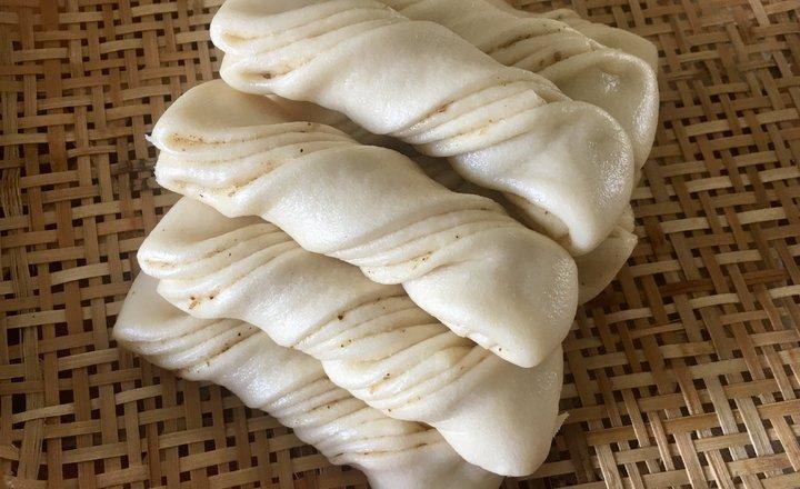 芝麻椒盐长花卷