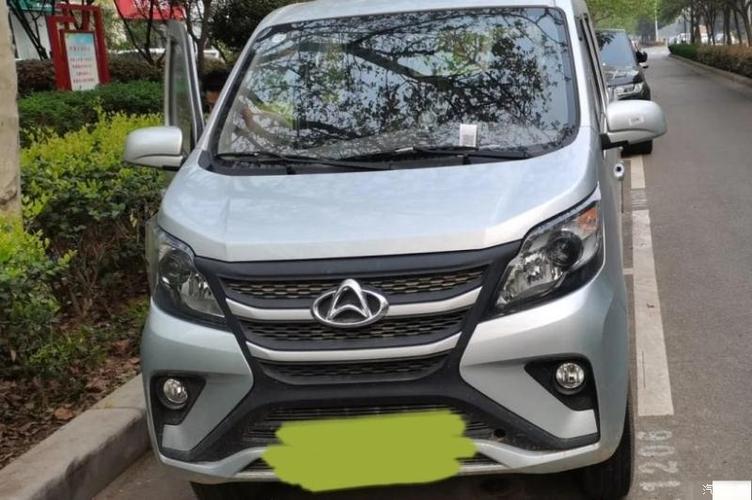 长安星卡 2020款 1.5l标准型双排货车dam15kr怎么样