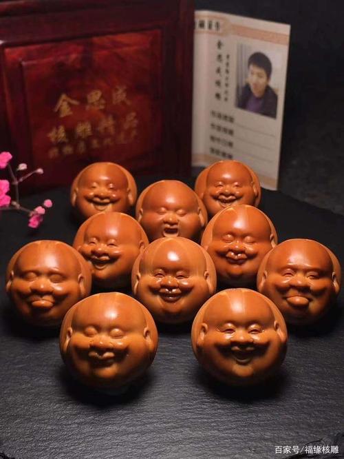橄榄核雕刻十大名家排名——金思成本工人生百态