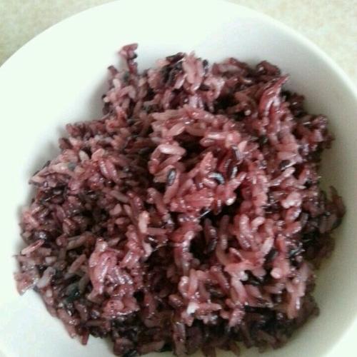 黑米糙米饭