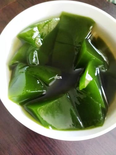 绿色的凉粉!树叶做的～_凉粉_爬山_野草莓_美食_美食