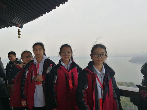 哈尔滨市双城区忠植初级中学校赴华东游学实践营第一组 ———王春梅