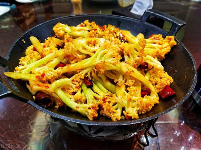 这样炒的"干锅菜花"比饭店还好吃,原来做法这么简单,收藏备用
