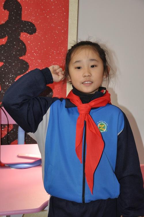 郭子小暄加入了中国少年先锋队