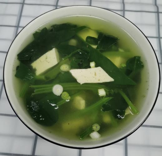 菠菜豆腐汤