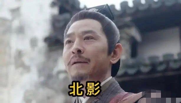 陆经历的表妹,淳于敏,扮演者名叫张艺赢,毕业于北京电影学院.