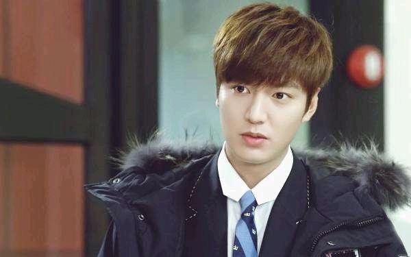 影视 电视剧 李敏镐退伍首个发声平台是哪个,欧巴粉千万别错过了!