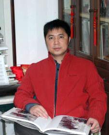 黄智安
