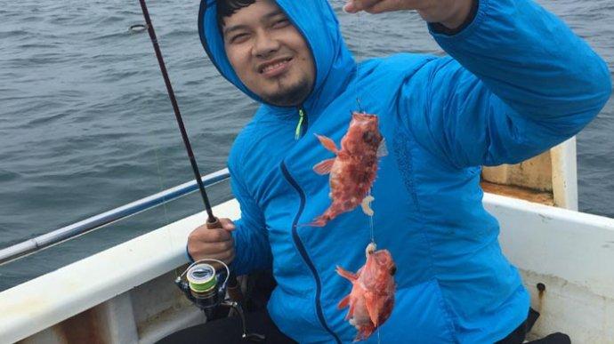 阿泰用串钩钓上来的石九公肥美无比,现在近海很难碰到个头如此大的石