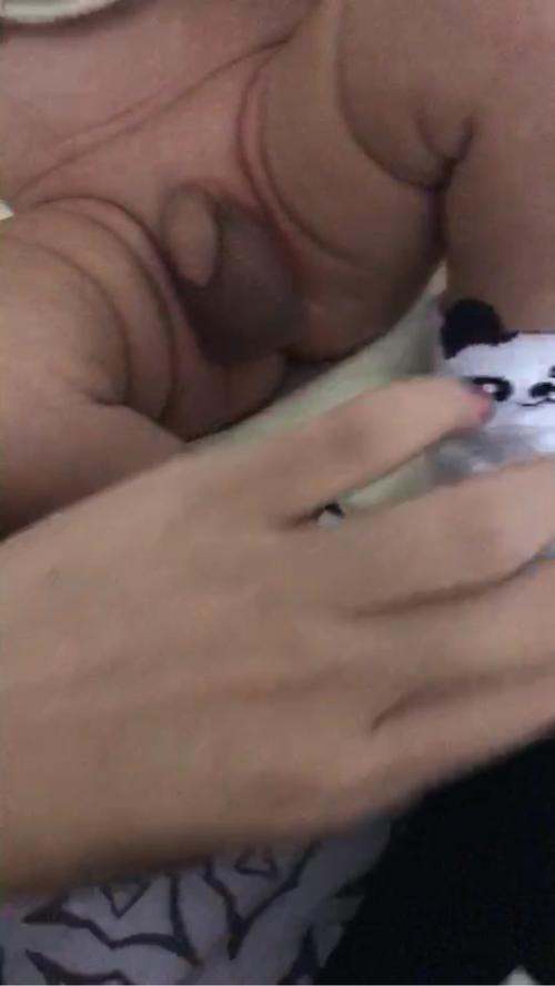 男孩小鸡都这样吗男孩小鸡都这样吗,我家的好像特小呢