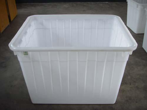 供应塑料水箱
