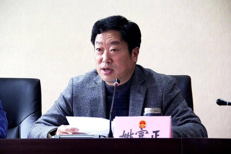 (来源:嵩明人大) 任务,一是要以高度的政治自觉,思想自觉,行动自觉