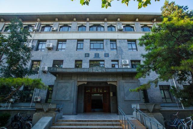 北京师范大学校园风景实拍