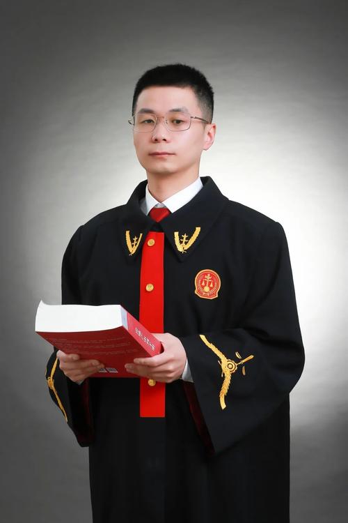 法院先锋 | 王坤:坚守法治初心 传递司法温度