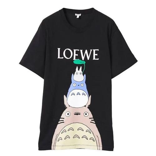 loewe 推出《龙猫》联名系列,比友商 gucci 好多了!