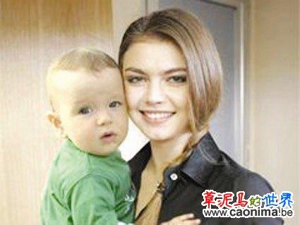 普京的私生子照片被爆 情妇体操女王卡巴耶娃否认