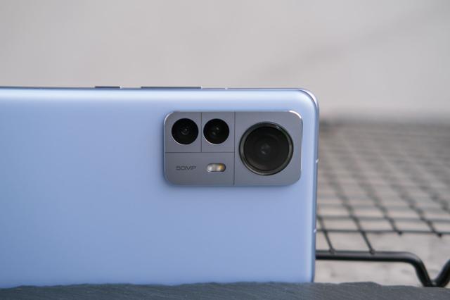 小米12系列发布售价3199元起小屏和高端旗舰都齐了