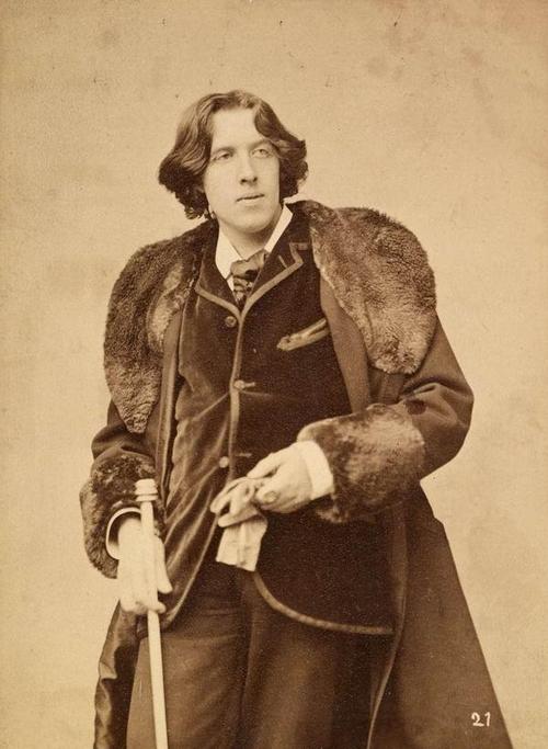 英国王尔德作家生前身后的恩恩怨怨