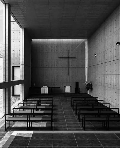 风之教堂又名六甲山教堂,位于日本兵库县