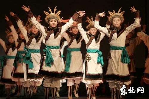 少数民族原生态舞蹈《壮美龙江》开演(组图)-民族,舞蹈,黑龙江-东北网