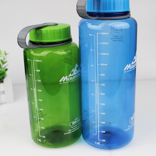 [乐扣乐扣懿简专卖店] 1l 乐扣乐扣大容量运动水杯带刻度塑料杯密封