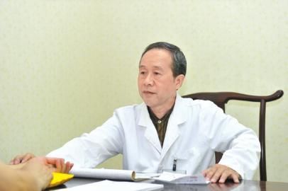 患者同声推荐北京同仁堂名中医(组图)