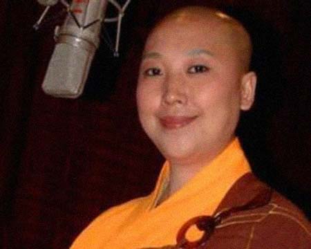 主要作品 专辑作品 歌曲作品 《是心做佛祖》 《顺治皇帝出家偈》