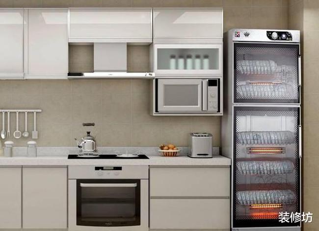 消毒柜也需要定期清洁否则也会影响消毒效果别让细菌吃进嘴