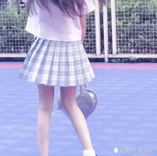 女生想让腿"又白又细又长"?若能坚持3动作,"漫画腿"自然来!