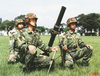中国推出新型120毫米末端修正迫击炮弹武器系统