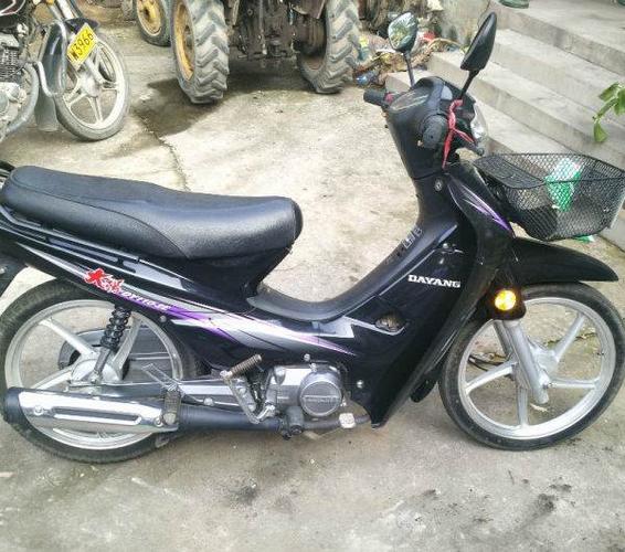 99成新110-2e大阳摩托,长期闲置所以出售·14年8月车