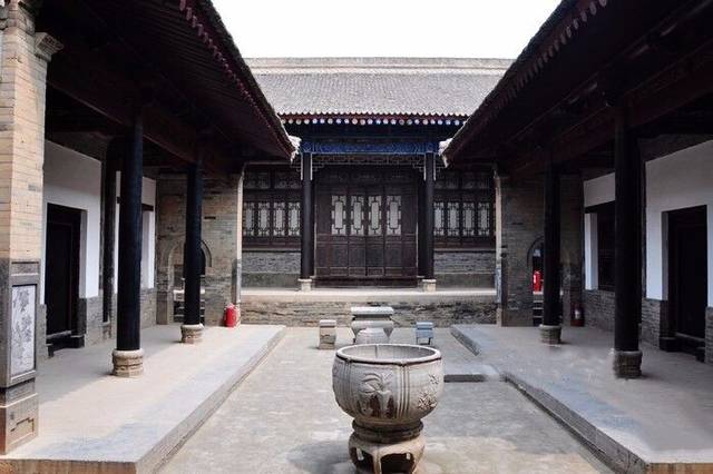 《那年花开月正圆》主播带你探班真正吴家东院