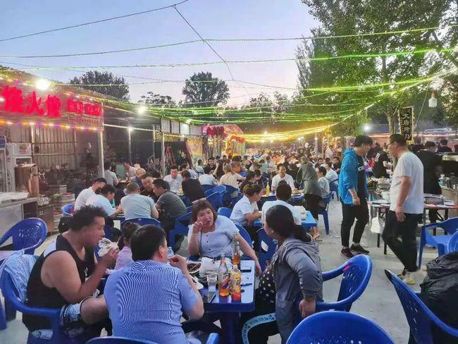 海淀上庄有个露天大排档烧烤配冰啤真爽