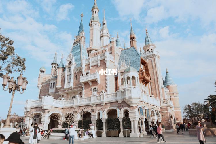 迪士尼旅游全攻略||一定要去的梦幻乐园_迪士尼怎么样