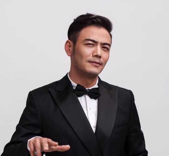 不到40岁就显老的男星,陈冠希第八,高伟光第二,胡歌排