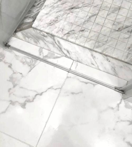 是很多五星级酒店都在用的  回字石材防滑拉槽