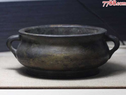 清中期厚胎蚰耳宣德炉