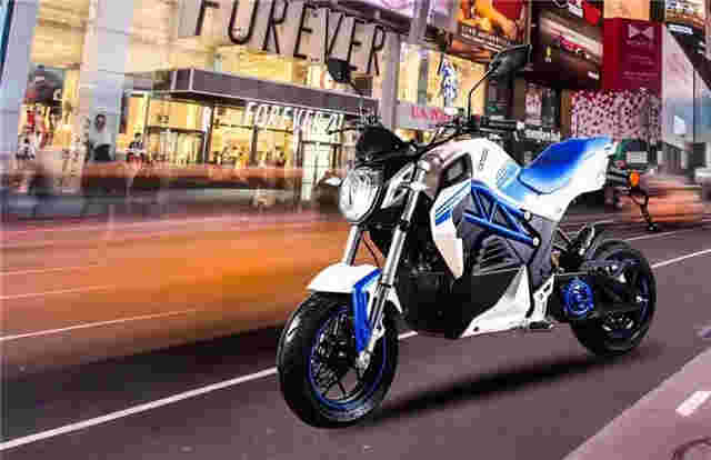 森蓝z1极刻豪华版:运动型电动摩托车为何要使用中置电机