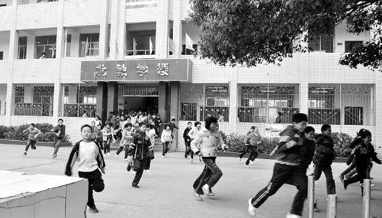  p>在永兴县南部的 a href="#" data-lemmaid="4374394">湘阴渡镇 /a>