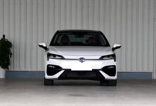 广汽传祺推出新能源,颜值报表,续航500km,百米加速7.