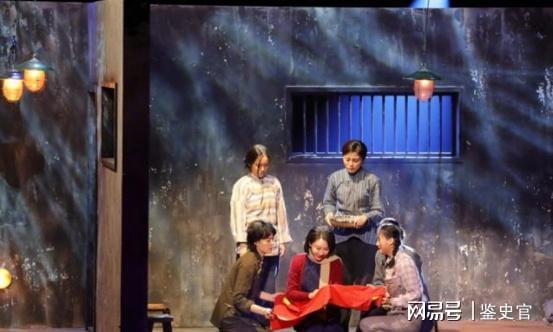 故事里的中国陈数刘烨演绎红岩发扬坚韧不屈的精神