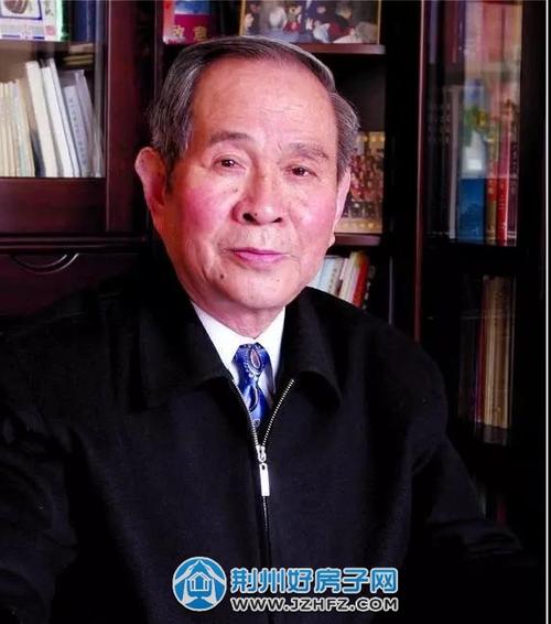 他们是中国真菌学的开山大师戴芳澜;现代新经济学的奠基人黄松龄;百科