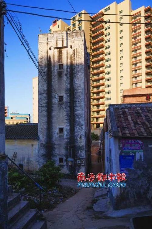 炮楼迷途(组图)