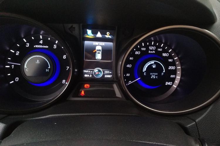 长安-cs75 2014款 2.0l 手动豪华型