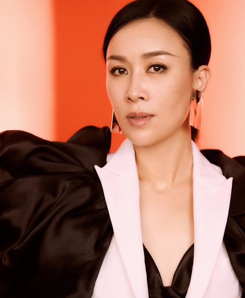 "东北大妞"那英成为乐坛一姐的泼辣成名史