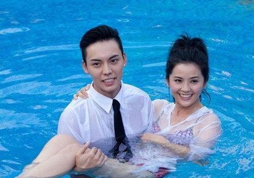 蔡卓妍陈伟霆宣布分手 请大家停止伤害(图)